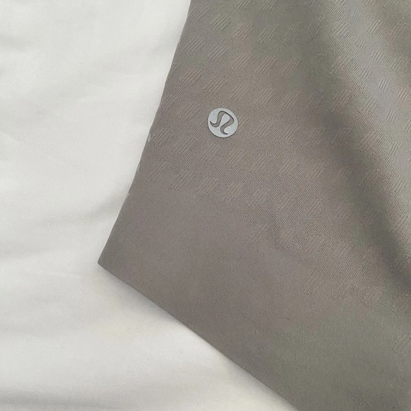 Lululemon Men’s Senseknit Running Short 10" GULG Gulf Gray Men’s Size L - Picture 4 of 6